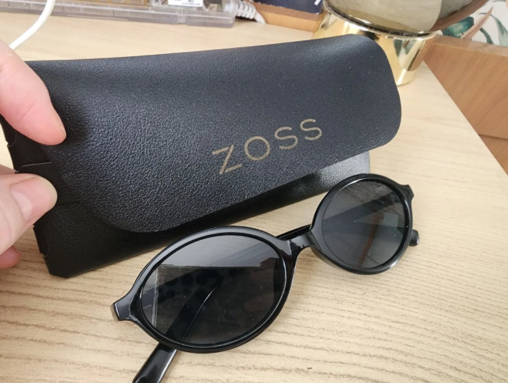Zoss